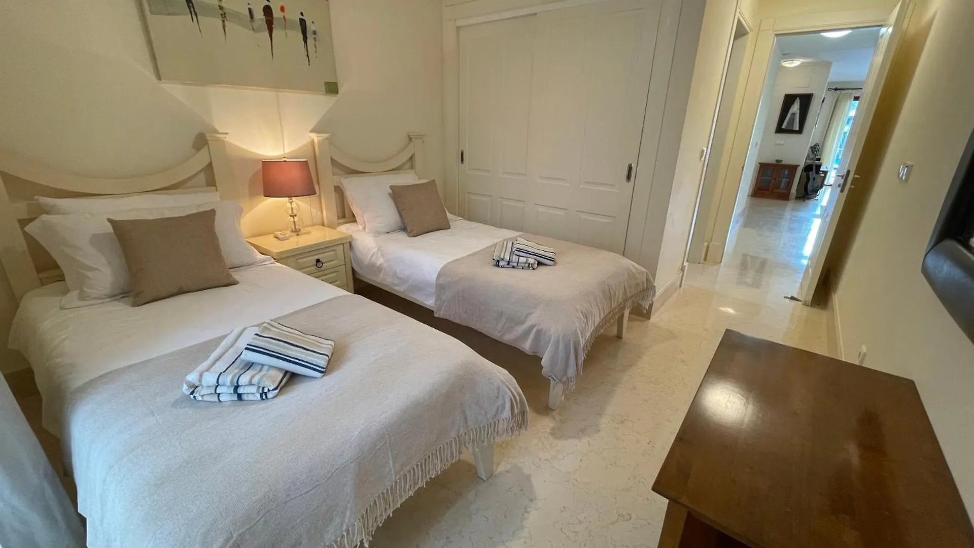 Palm Serenity - Sotogrande Apartment